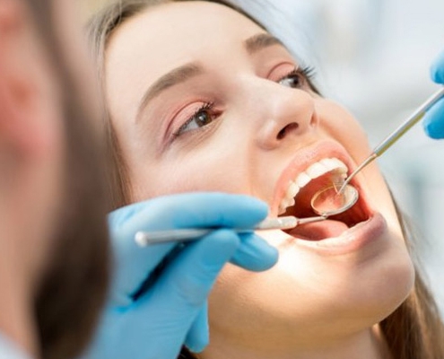 فواید ایمپلنت دندان چیست - مزایای ایمپلنت دندان - دکتر شهرام جلیل زاده متخصص ایمپلنت در رشت